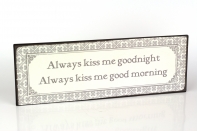 Plechová cedule Always kiss me 35cm