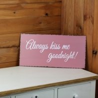 Plechová cedule Always kiss me 40x20cm