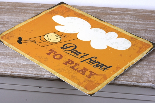 Plechová cedule do dětského pokoje Dont forget to play 30x40cm