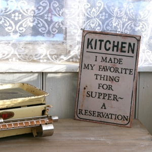 Plechová cedule KITCHEN 20x30cm