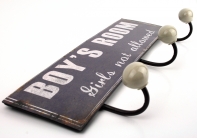 Plechová cedule věšák 3 háčky Boys Room 37x15cm