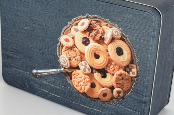 Plechová dóza retro 10x25,5x18cm