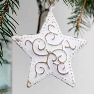 Plechová vánoční ozdoba hvězda s patinou 6cm