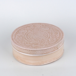 Plechové kulaté dózy se zdobeným víkem 2ks