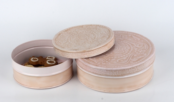 Plechové kulaté dózy se zdobeným víkem 2ks