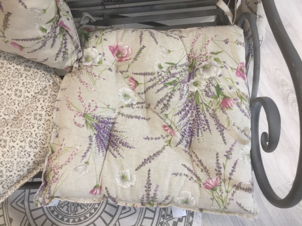 Podsedáky na židle průměr 40×40 × 4 cm