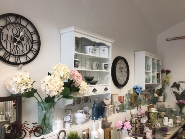 Police do kuchyně bílá se 3 šuplíky 88x95x28cm - VYŘAZENO