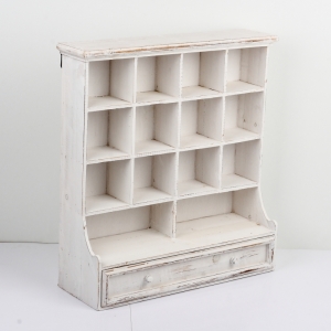 Polička dřevěná 65x58x19cm