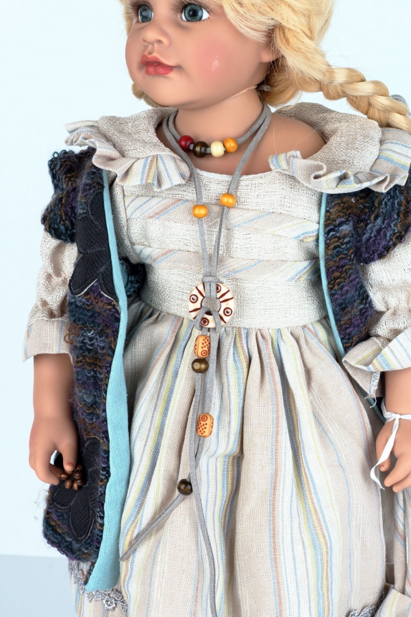 Porcelánová panenka 53cm vinyl