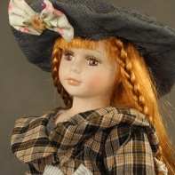 Porcelánová panenka Amálka 