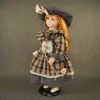 Porcelánová panenka Amálka 