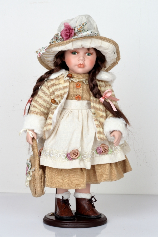 Porcelánová panenka Anežka 42cm