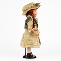 Porcelánová panenka Brita 40cm