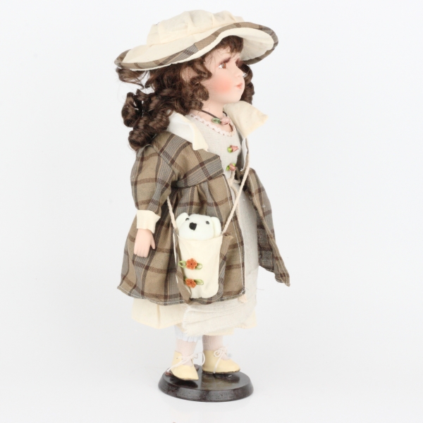 Porcelánová panenka Dáša 42cm