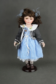 Porcelánová panenka Dominika 40cm