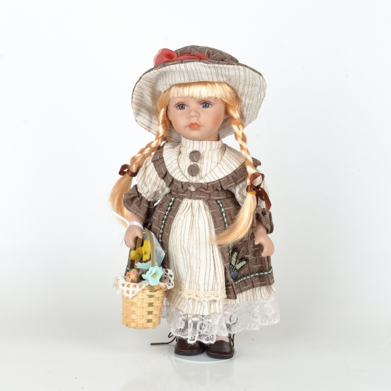 Porcelánová panenka Erika 30cm 