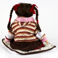 Porcelánová panenka holčička Elizabeth 55cm