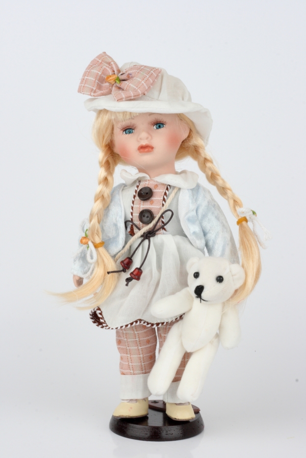 Porcelánová panenka Ilona 30cm