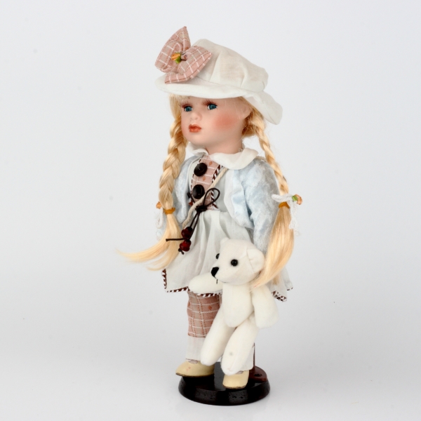 Porcelánová panenka Ilona 30cm