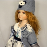 Porcelánová panenka Johana 70 cm s certifikátem