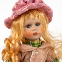 Porcelánová panenka Lenka 30cm