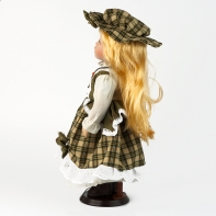 Porcelánová panenka Monika 40cm