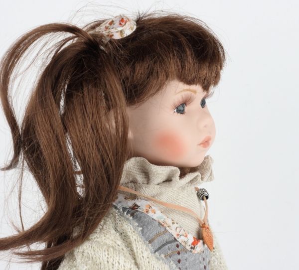 Porcelánová panenka Stela 40cm