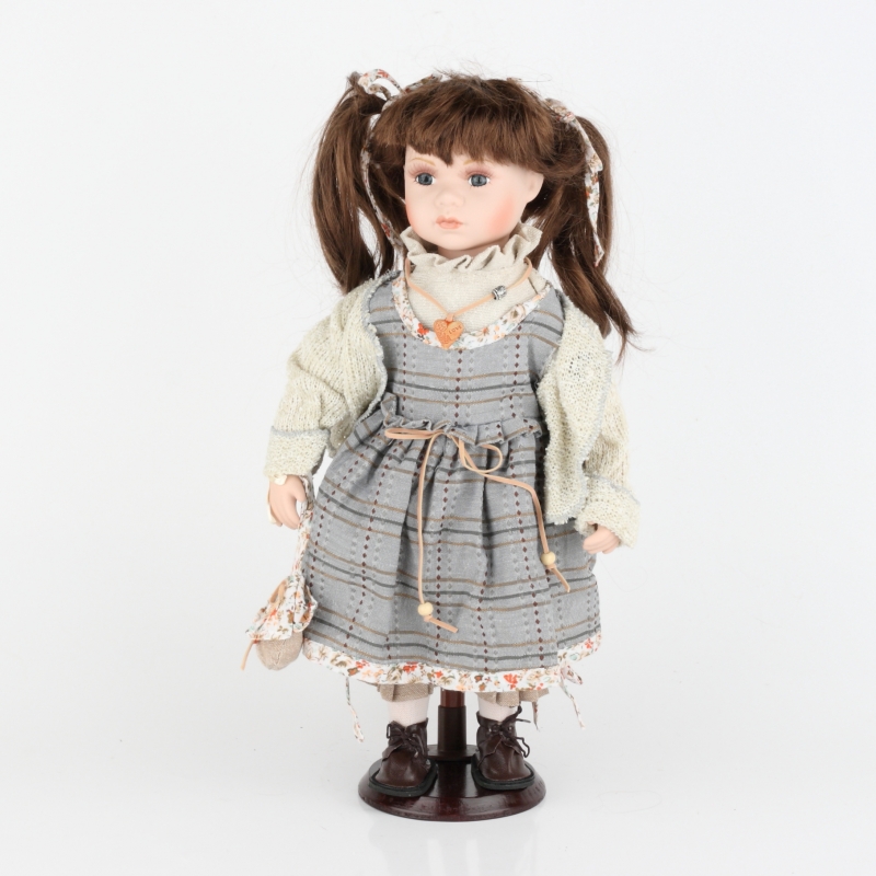 Porcelánová panenka Stela 40cm