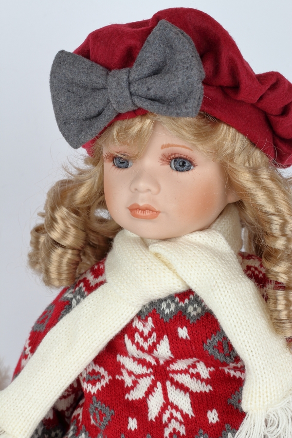 Porcelánová panenka Valentýna 47cm