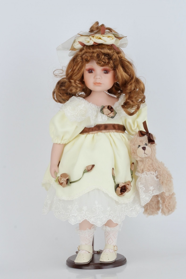 Porcelánová panenka Viktorie 48cm