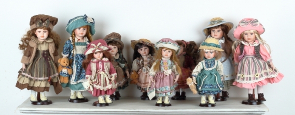 Porcelánová panenka Zuzanka 30cm