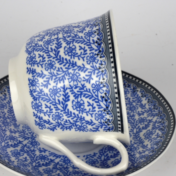 Porcelánový hrnek modré květy 7cm