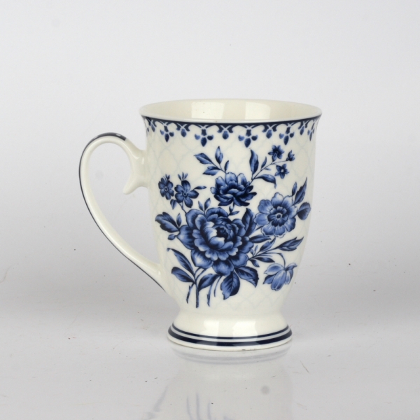 Porcelánový hrnek modré květy Queen 7cm (300ml)