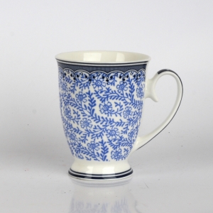 Porcelánový hrnek s uchem modré květy 7cm