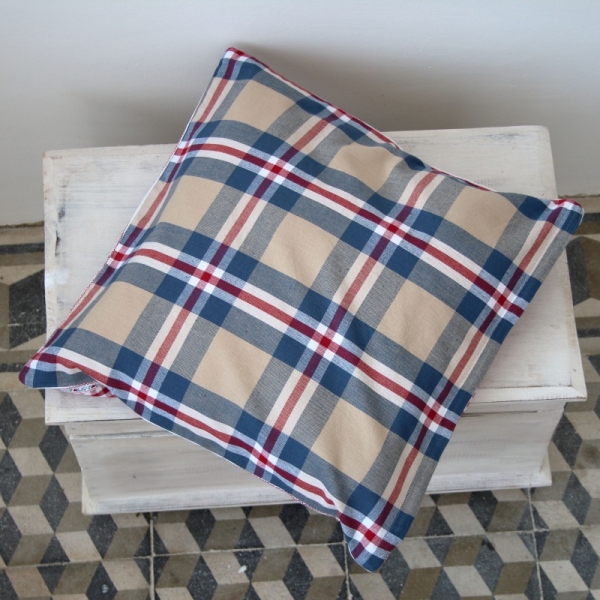 Povlak na polštář kostkovaný se srdcem 40x40cm