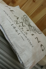 Povlak na polštář Planting bílý 40x40cm