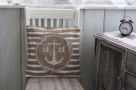 Povlak na polštář s kotvou hnědý 40x40cm