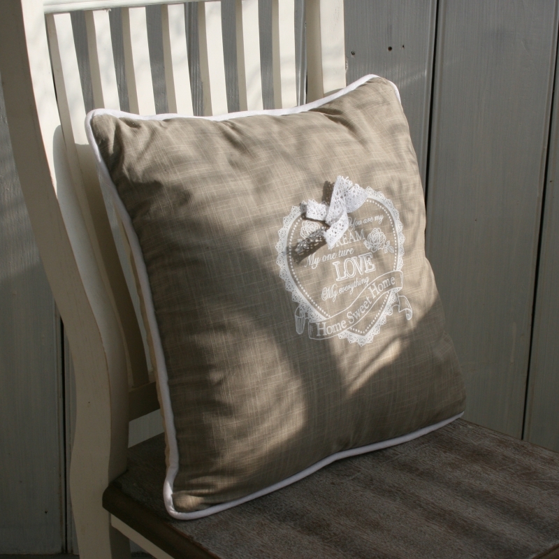 Povlak na polštář s výplní 33x38cm