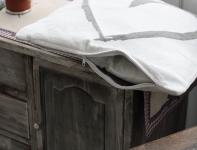 Povlak na polštář šedé srdce 40x40cm