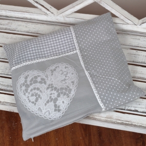 Povlak na polštář velké šedé srdce 38x38cm