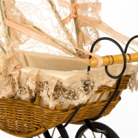 Proutěný kočárek pro panenky 38x20x35cm