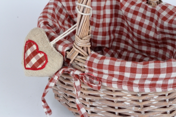 Proutěný koš červený 26x19x13cm