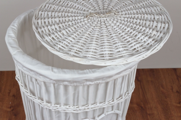 Proutěný koš na prádlo bílý levandulové srdce 59m