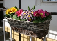 Proutěný květináč na balkón 44cm