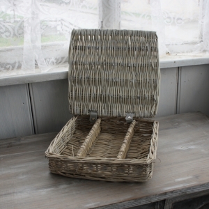 Proutěný příborník 25x15cm