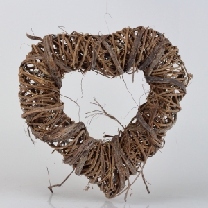 Proutěný věnec srdce 30cm
