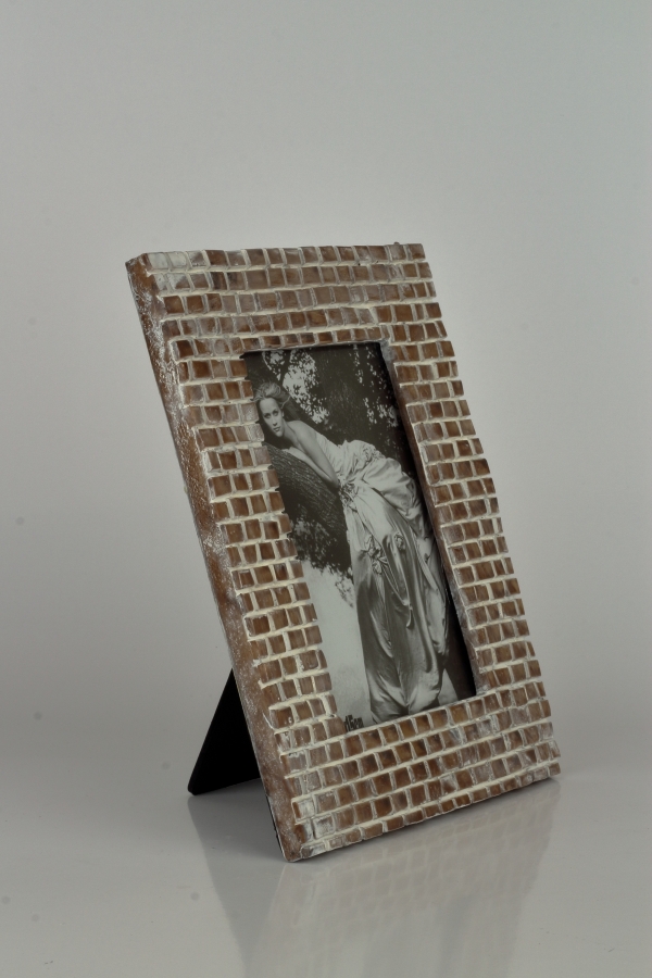 Rámeček na foto s cihličkami