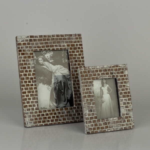 Rámeček na foto s cihličkami