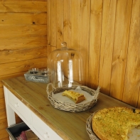 Ratanový podnos se skleněným poklopem - velký