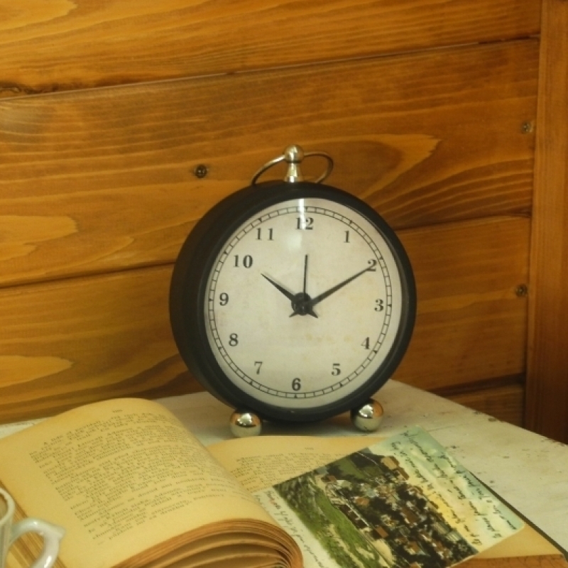 Retro budík kovový 17cm